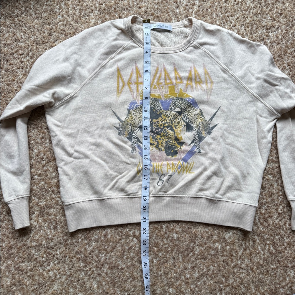 DayDreamer Def Leppard Graphic Crew Sweatshirt - size Xsmall - Picture 6 of 6